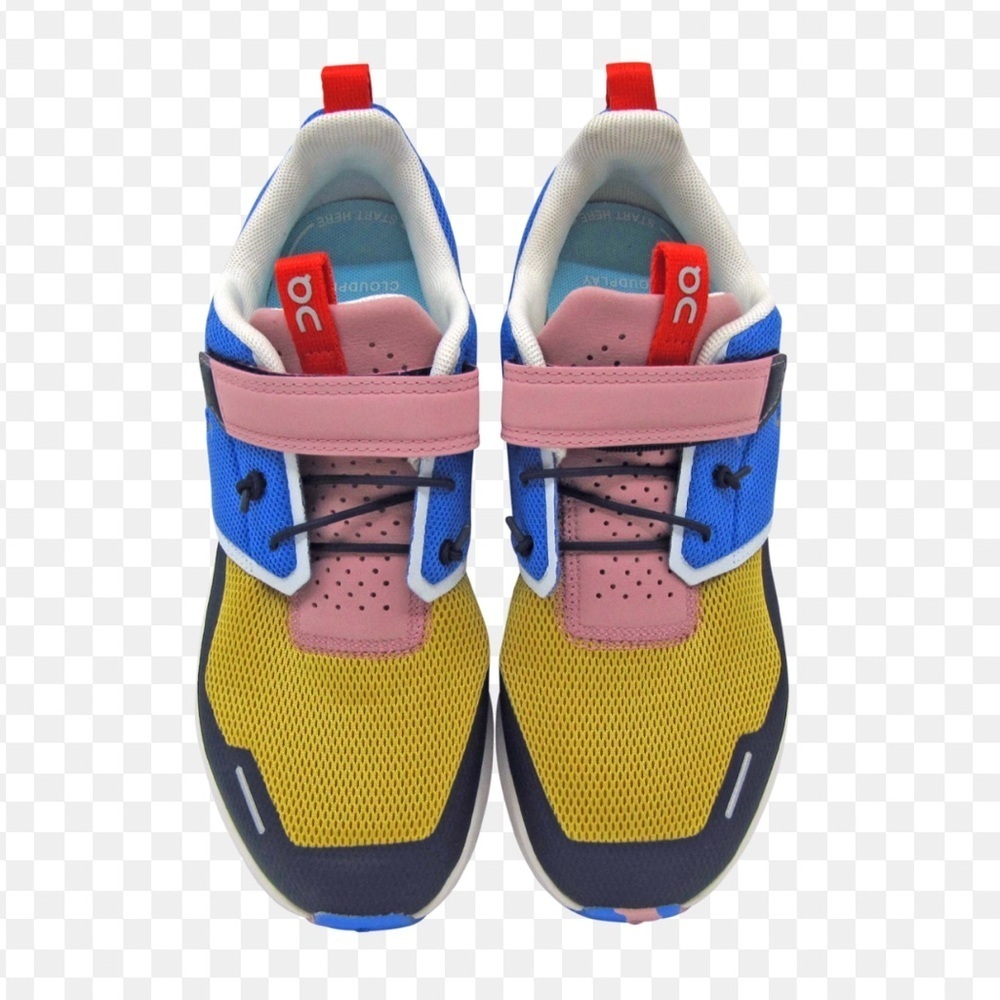 On Cloud kids sneakers size 1.5K